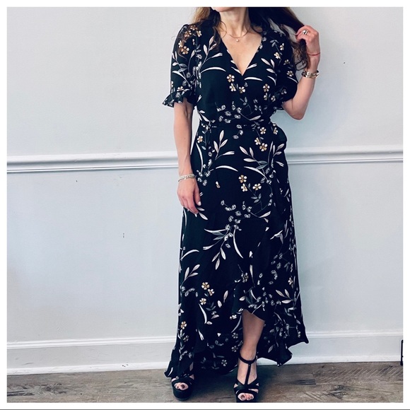 Fabulous Beautiful Print wrap dress - Picture 4 of 7